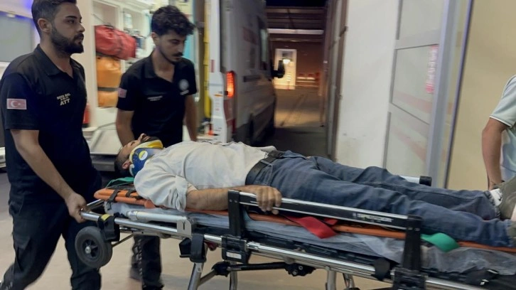 Kavgayı ayırmak isterken darp edildi