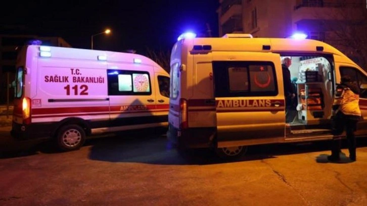 Kombi bacası yerinden &ccedil;ıktı: 8 kişi zehirlendi