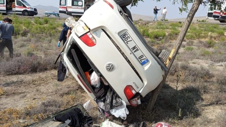 Konya’da otomobil şarampole devrildi: 4 yaralı