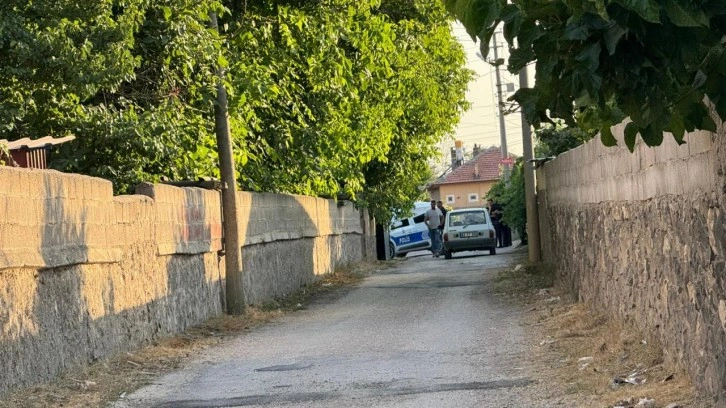 Konya'da silahlı saldırıya uğrayan 2 akraba hayatını kaybetti