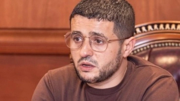 Kulüp başkanı kendisini protesto eden taraftarı silahla vurdu!
