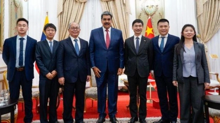 Maduro'nun son g&ouml;r&uuml;şmesini &Ccedil;in heyeti ile yaptığı ortaya &ccedil;ıktı