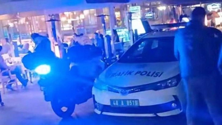 Marmaris&rsquo;te restorana silahlı saldırı! İşletmeci vuruldu