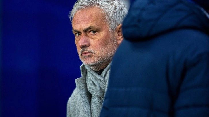 'Masallardan fırlamış teklif': Mourinho'nun 'mirası' hazır