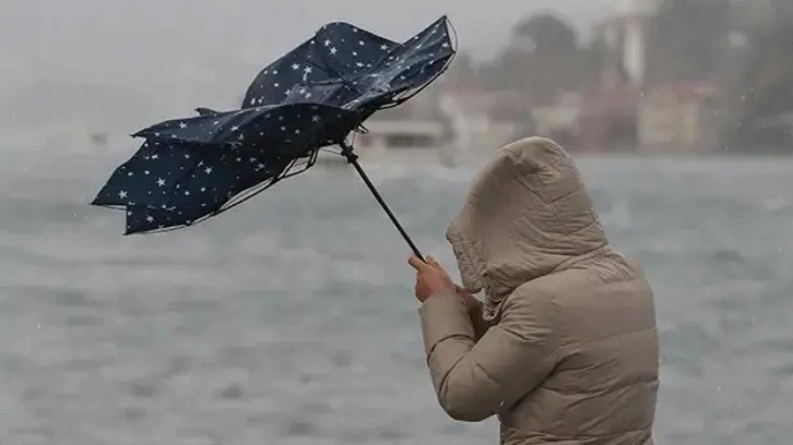 Meteoroloji'den kritik uyarı: İstanbul'a kuvvetli geliyor!