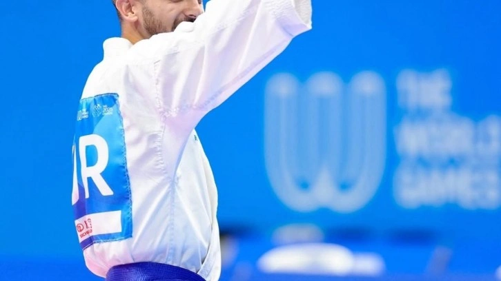 Milli sporcudan tarihi başarı! Altın madalya kazandı