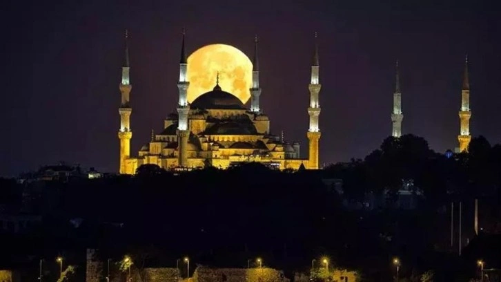 Mukaddes üç aylar bu yıl ikinci kez başlayacak