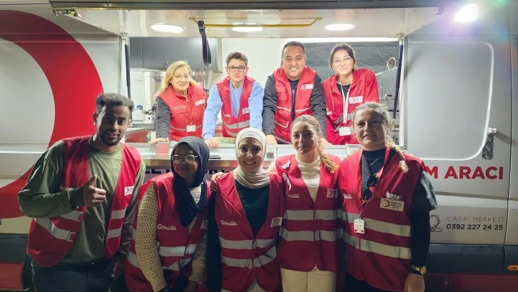  Kıbrıs T&uuml;rk Kızılay, &ldquo;Kızılay ile Kış Sabahları Isınıyor" projesini hayata ge&ccedil;irdi