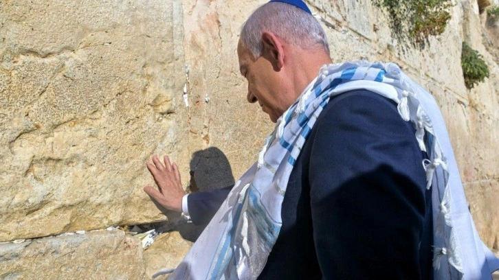 Netanyahu, Trump için dua etti!