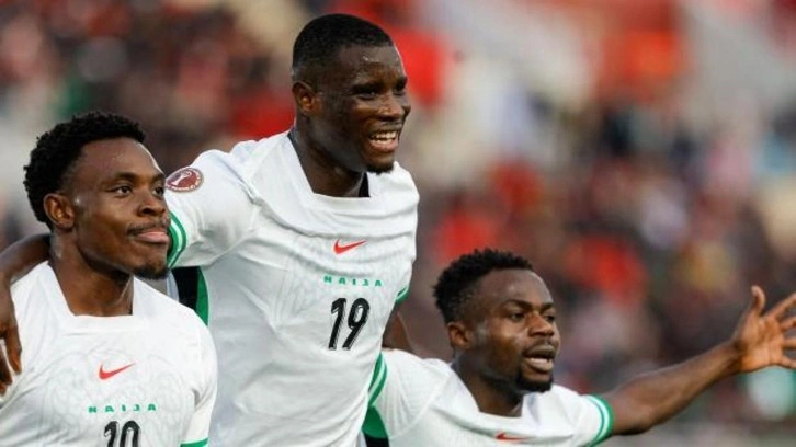 Osimhen durdu, Onuachu attı! Nijerya 3'te 3 ile lider