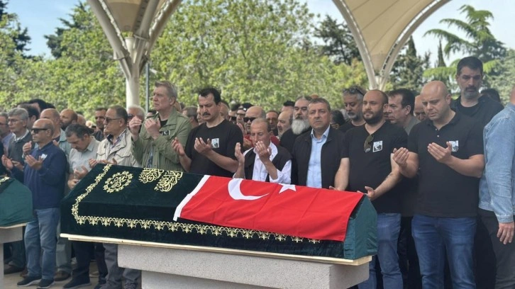 Oyuncu Naşit Özcan son yolculuğuna uğurlandı