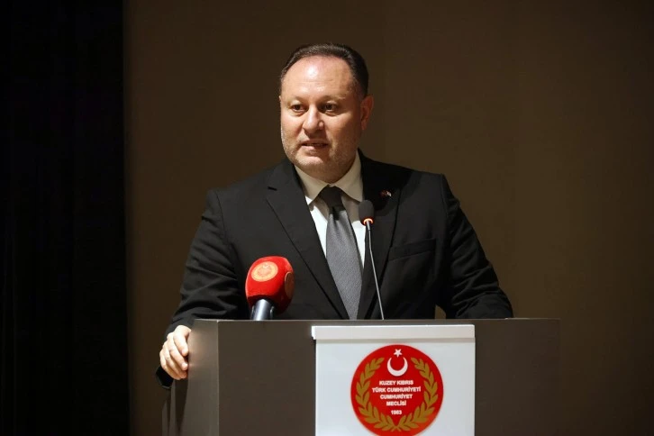  &Ouml;zt&uuml;rkler: &ldquo;Fikirlerinizi &ouml;zg&uuml;rce dile getirin&rdquo;