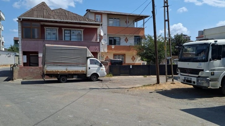 Park yeri yüzünden tartıştığı kardeşini öldürdü, karısını yaraladı!