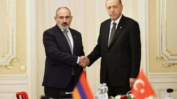 Paşinyan'dan dikkat çeken Türkiye açıklaması: Savaşmamızı istiyorlar!