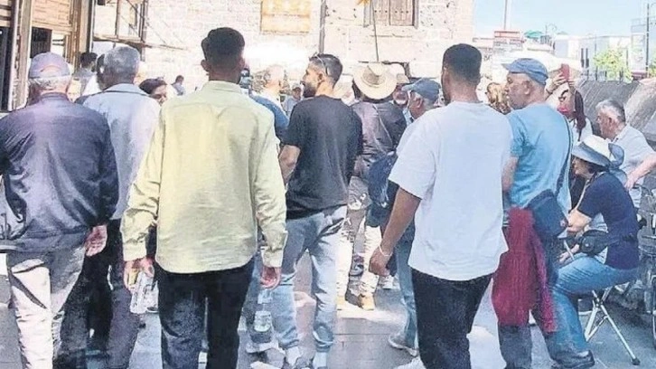 PKK kendini feshetti bölge şenlendi