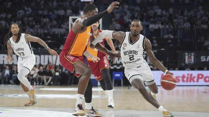 Pota derbisinde Kartal fark attı! Seride öne geçti