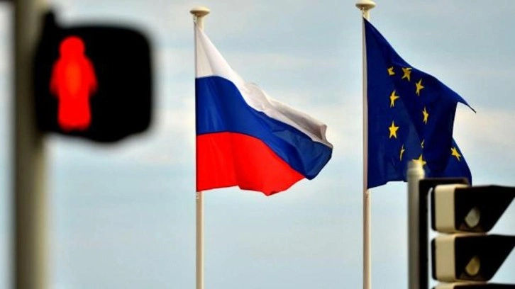 Putin'i &ccedil;ıldırtacak ekonomik darbe: Rusya'yı kara listeye aldılar