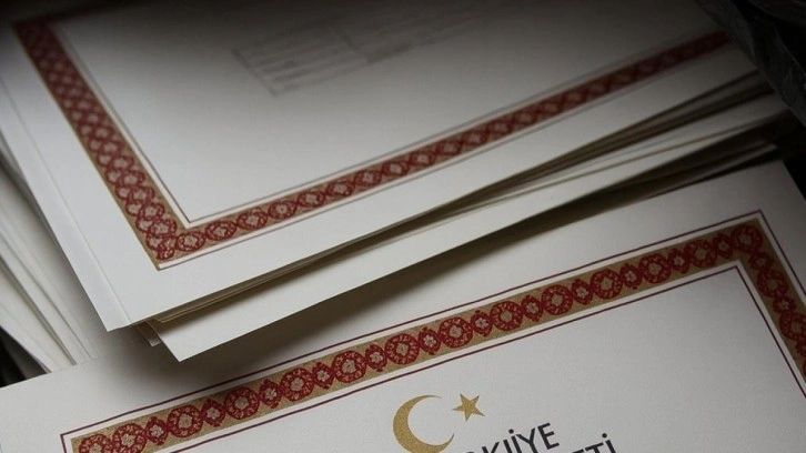 Sahte diploma iddianamesinde skandal detaylar! Depremde ölenlerin adını kullanmışlar