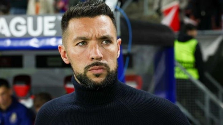 Şampiyonluğa koşan Farioli, Porto'da yeni kontratı kaptı