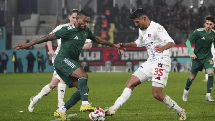 Şampiyonluk yarışında hayati kayıp! S&uuml;per Lig yarışında d&uuml;ğ&uuml;m bu hafta &ccedil;&ouml;z&uuml;lebilir