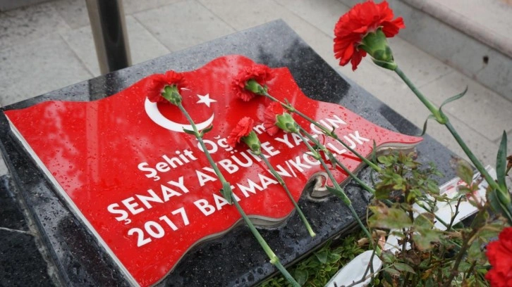 Şehit Aybüke Öğretmen mezarı başında anıldı