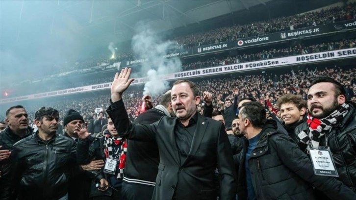 Sergen Yalçın'ın teknik ekibinde büyük sürpriz! Efsaneyle birlikte dönüyor