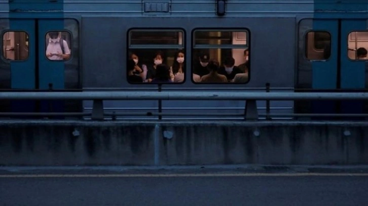 Seul metrosu kundaklandı! Yangın çıktı