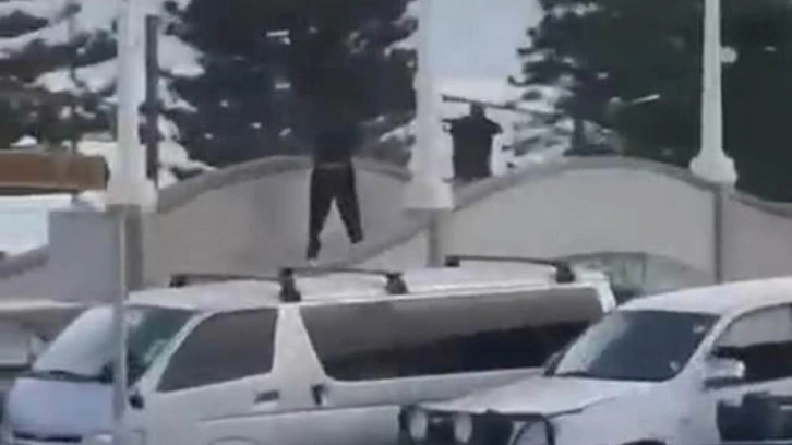 SON DAKİKA: Avustralya’nın Sidney kentinde silahlı saldırı: Çok sayıda kişi vuruldu