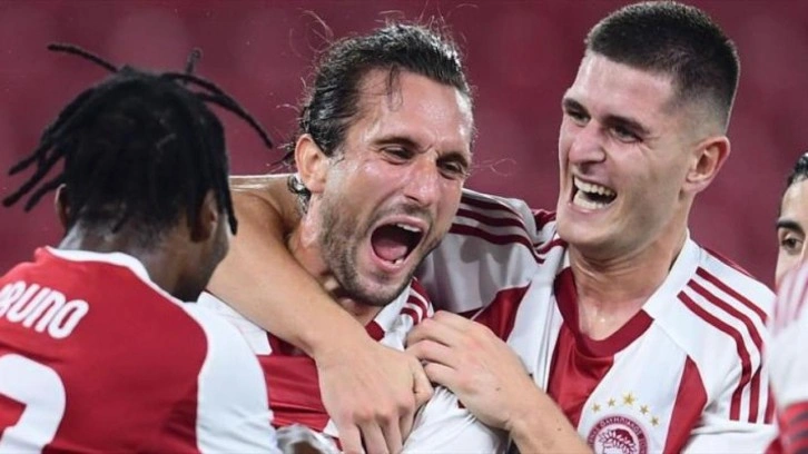 Süper Lig devinin teklif yaptığı iddia edilmişti! Yıldız isim için yalanlama