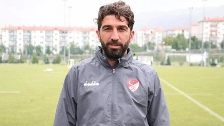 Süper Lig'in efsane futbolcusu oldu 1. Lig ekibinin yeni teknik direktörü oldu