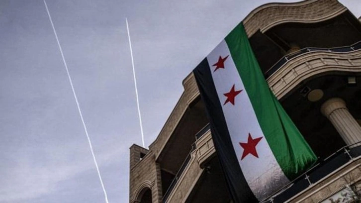 Suriye'de yeni d&ouml;nem! Bakanlıktan K&uuml;rtlerle ilgili talimat