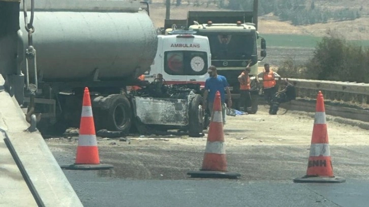 TAG Otoyolu'nda feci kaza: Tanker ile kamyon kafa kafaya çarpıştı: 2 ölü