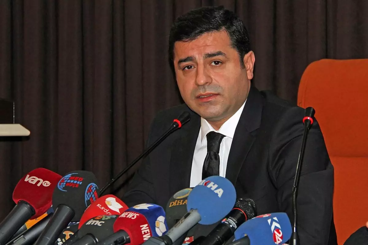 Tahliyesi beklenen Selahattin Demirtaş'a hapis istemi