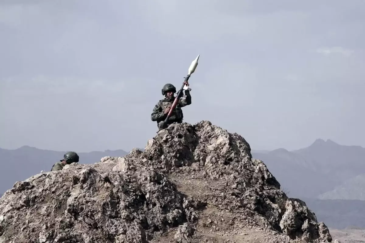 Terör örgütü PKK Zap'tan çekildi