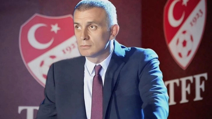 TFF Başkanı Hacıosmanoğlu ve milli futbolcular, Aziz Sancar'ı ziyaret etti
