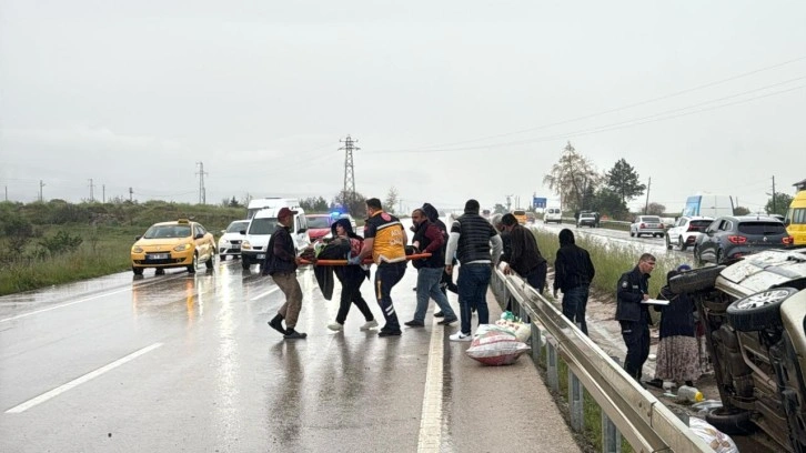 Tokat'ta iki otomobil çarpıştı: 5 kişi yaralandı