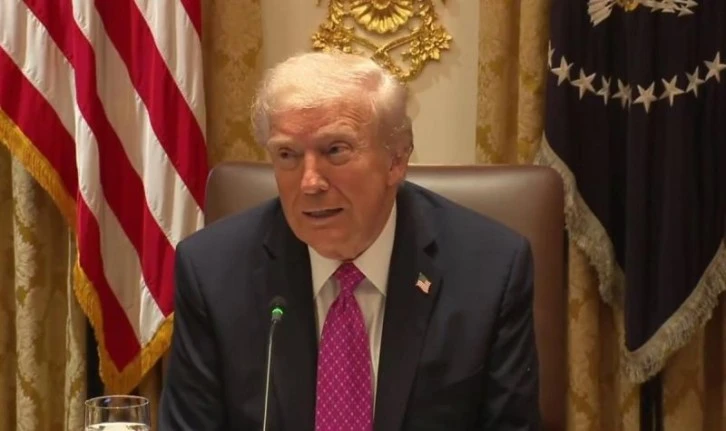  Trump, Ukrayna&rsquo;da barış i&ccedil;in Avrupalı liderlerle yapılan g&ouml;r&uuml;şmelerin olumlu ilerlediğini s&ouml;yledi