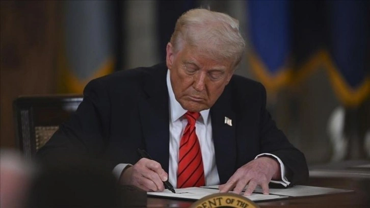 Trump, "vergi indirimi" tasarısını imzaladı