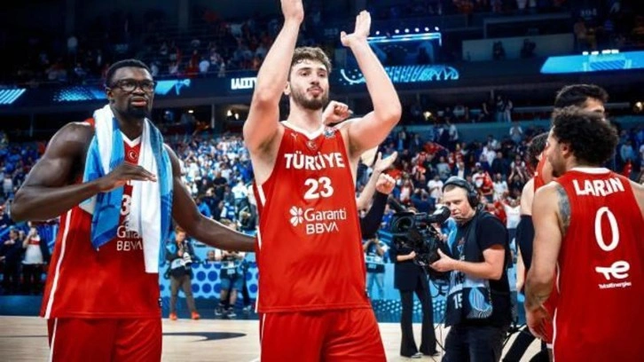 Türkiye - Almanya! Dev finalde ilk periyot