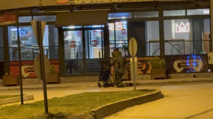 Unutulan çanta fünye ile patlatıldı! İçerisindeki ortaya çıktı