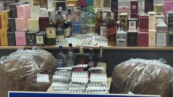 Yılbaşında satılmak istenen ka&ccedil;ak i&ccedil;ki ve uyuşturucuya operasyon