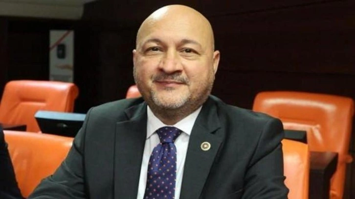 Yunan siyaset&ccedil;inin al&ccedil;ak s&ouml;zlerine AK Parti'den tepki: Kendi korkularını yansıtıyorlar