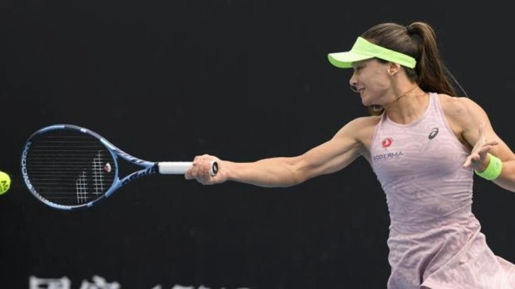 Zeynep S&ouml;nmez'den tarihi başarı! İlk T&uuml;rk sporcu oldu