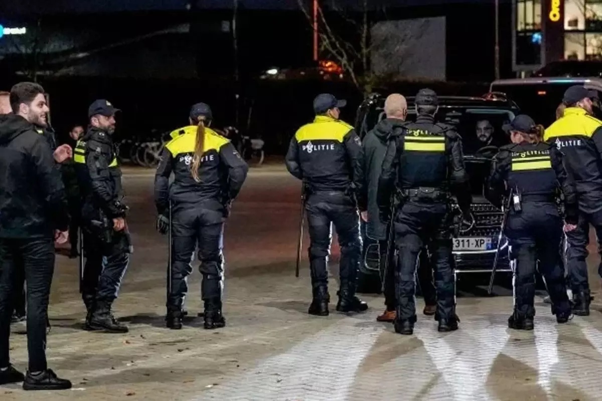 Galatasaray maçı öncesi Amsterdam'da alarm