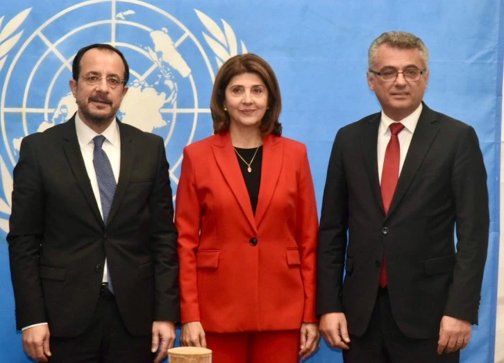 Holguin Kıbrıs'a geliyor… Erhürman yarın Holguin’le bir araya gelecek