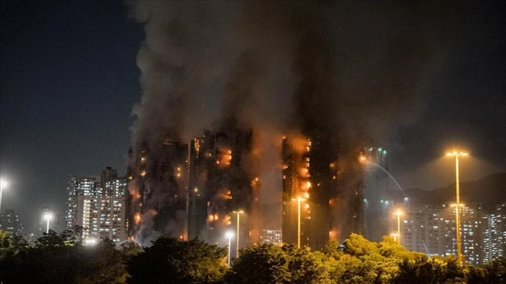 Hong Kong'da bir sitede çıkan yangında can kaybı 44’e yükseldi, 279 kişi kayıp