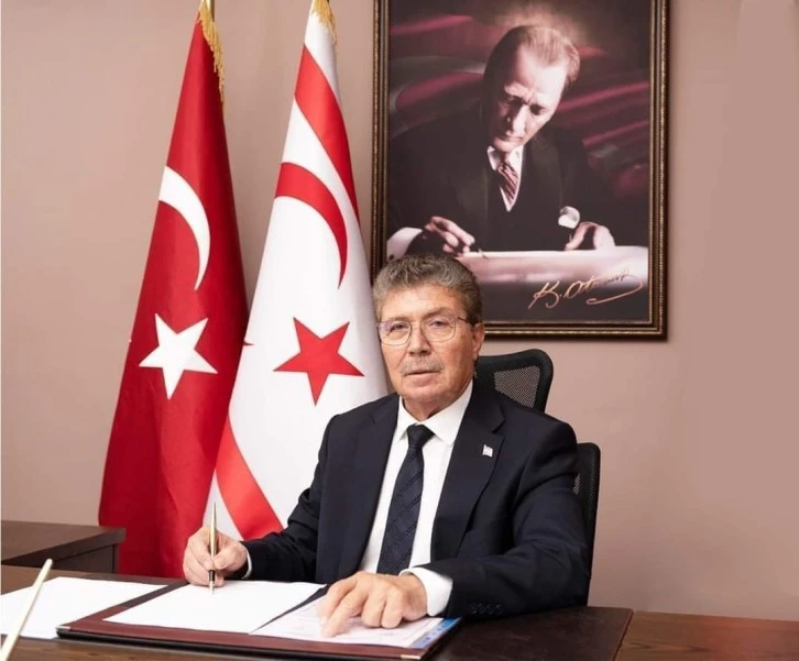 Üstel: “Türkiye ve Kıbrıs Türk halkını hedef alan hiçbir askeri plan meşru ve sürdürülebilir değildir”