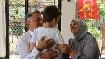 4 çocuklu çift, otizmli Fırat'a sahip çıktı