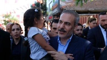 AK Parti'den 'Türkiye Yüzyılı' buluşmaları