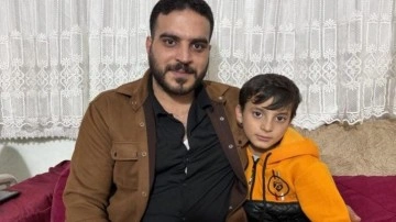 Ambulans i&ccedil;in trafiği durdurdu! K&uuml;&ccedil;&uuml;k Ahmet'ten insanlık dersi